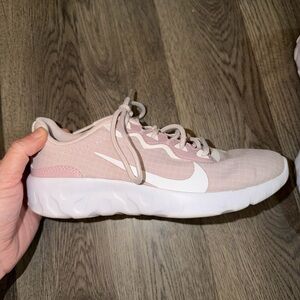 Nike Kids Explore Strada sneakers